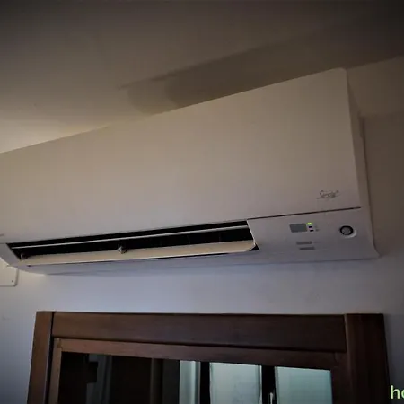 Garda Apartment *