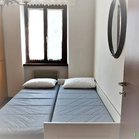 Garda Apartment