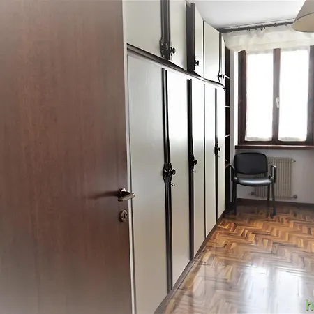 Garda Apartment *